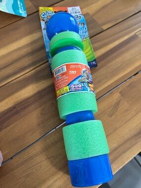 Blue & Green Foam Water Blaster